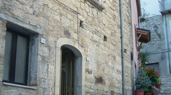 Town House for sale in Italy