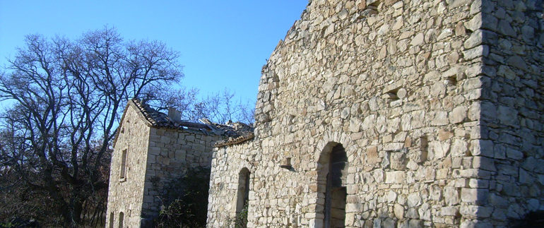 country houses in molise